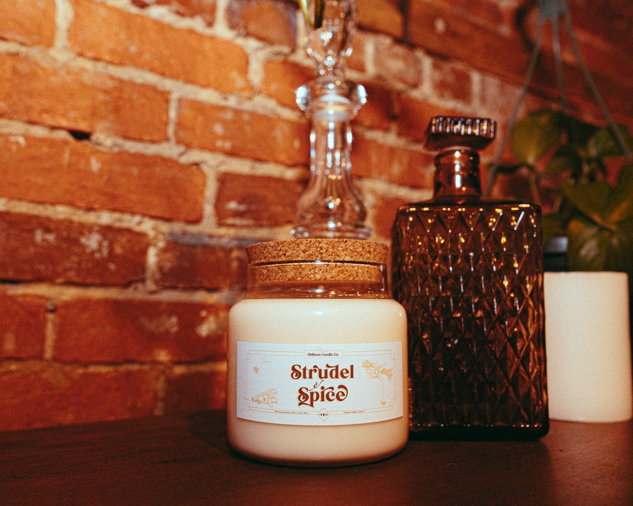 16 oz Strudel and Spice Scented Candle